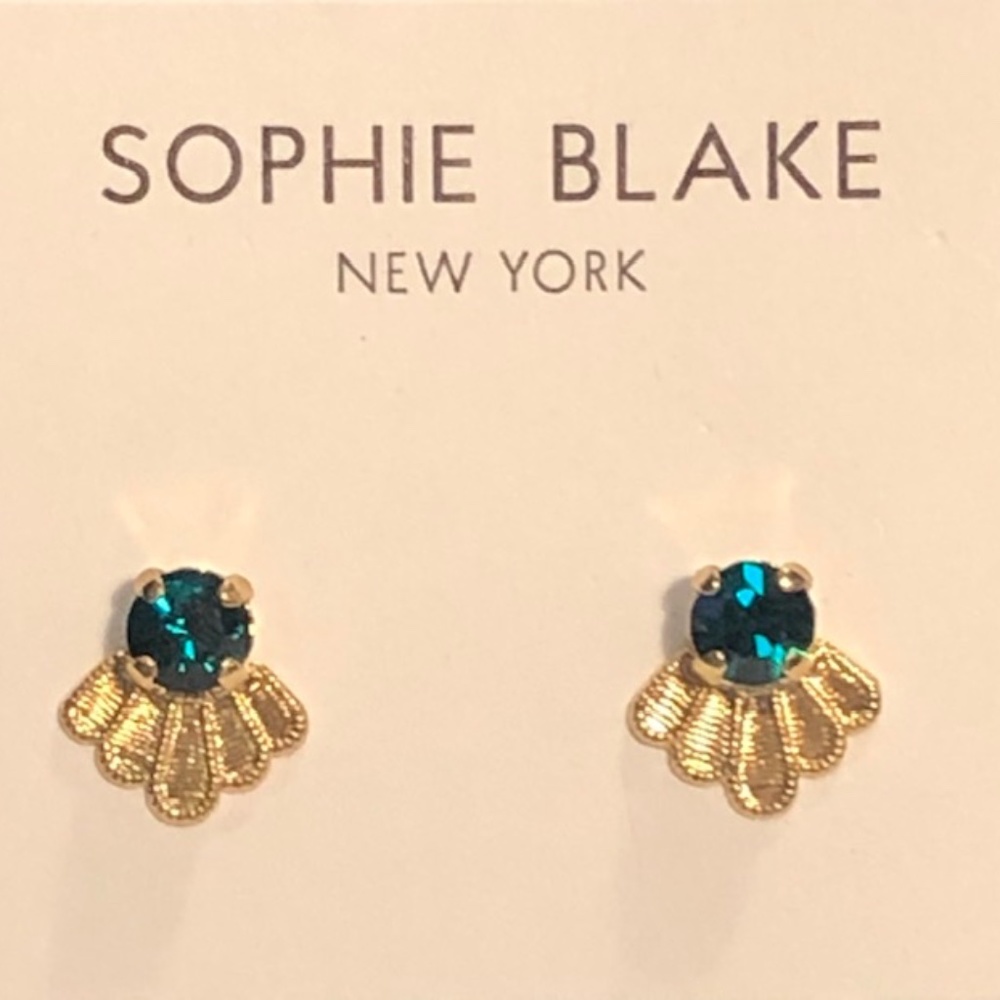 Art-Deco Green CZ Stud with Gold Fan Accent